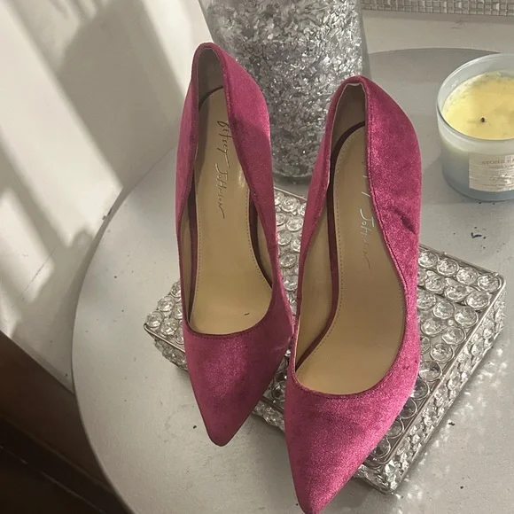Betsey Johnson Fuchsia Velvet Pumps with Glittering Silver Rhinestone Heel - Picture 5 of 6